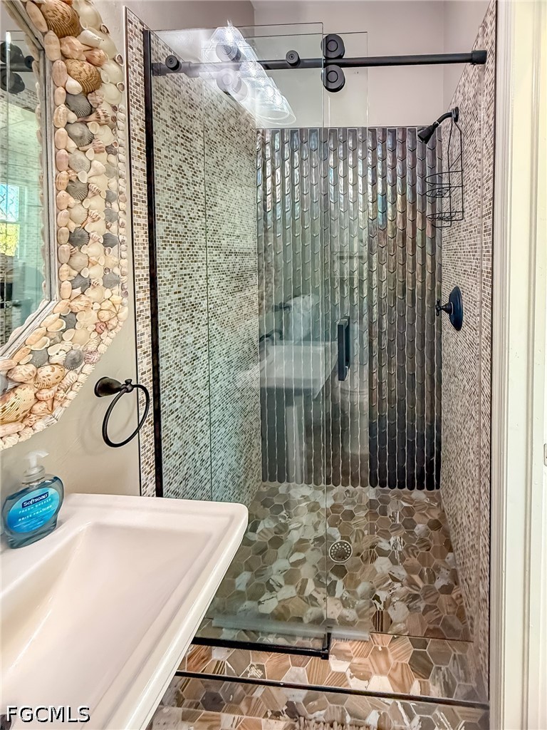 4 Bed Pool Home for Sale in Upper Captiva, photo 23