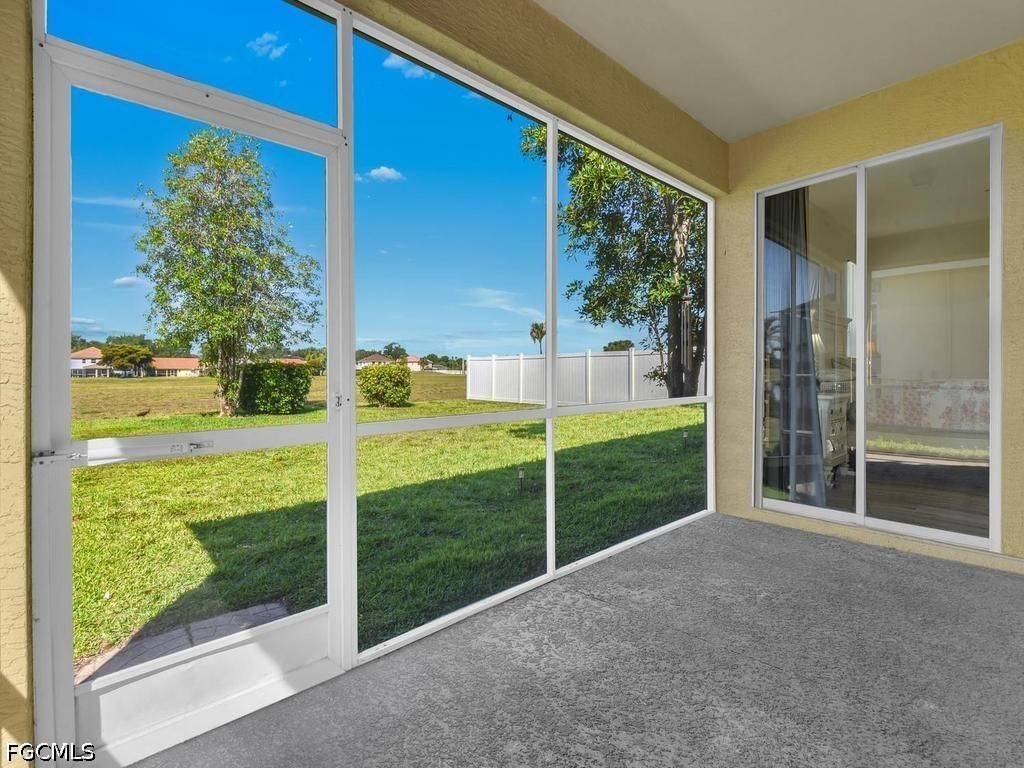 3 Bed SingleFamilyResidence for Sale in Silverlakes, FL — photo 23