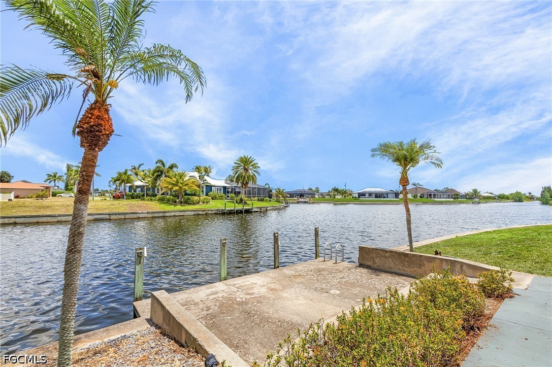 3 Bed Pool Home for Sale in Cape Coral, photo 23