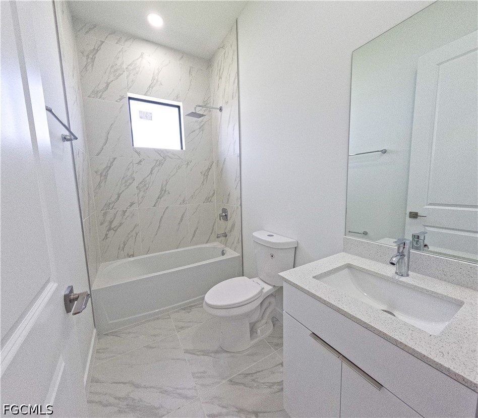 3 Bed SingleFamilyResidence for Sale in Cape Coral, photo 23