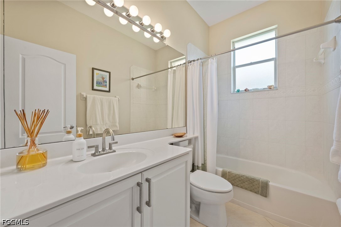 3 Bed Pool Home for Sale in Fort Myers, photo 23