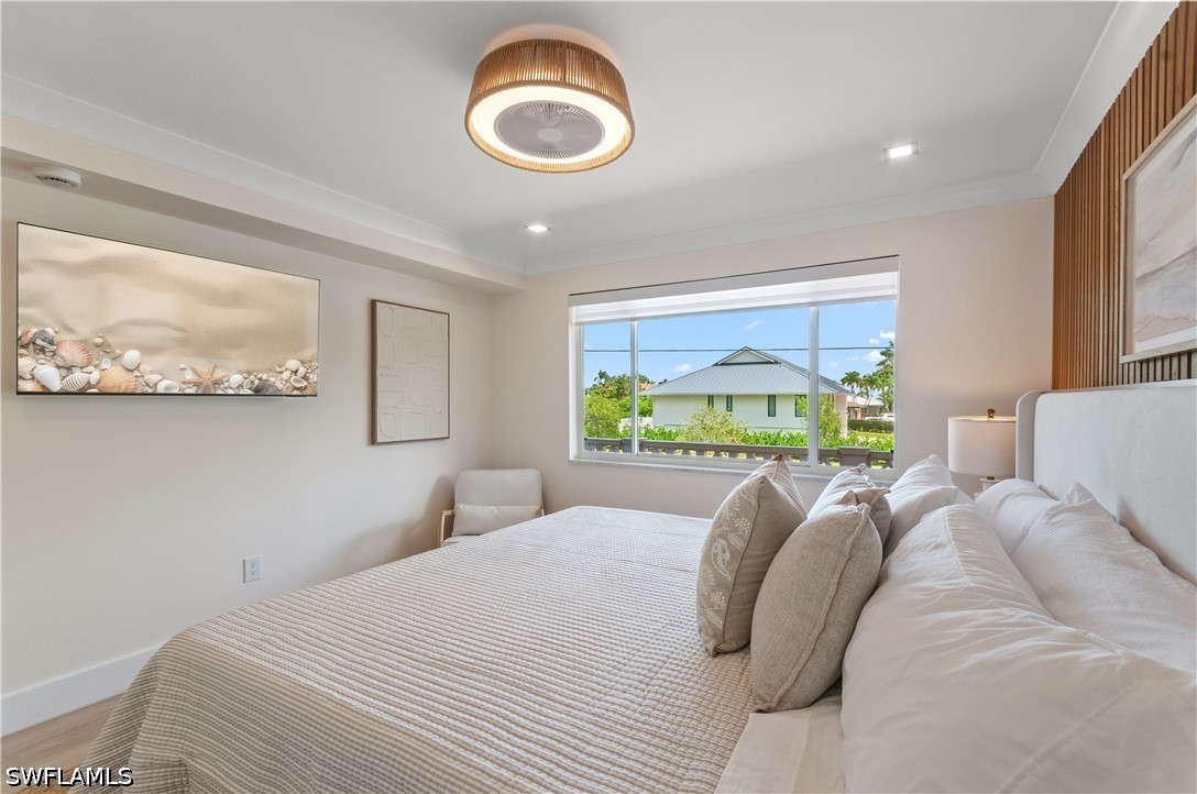 2 Bed Waterfront Home for Sale in Blue Point, photo 23