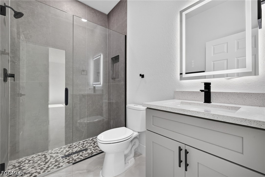 4 Bed SingleFamilyResidence for Sale in Lehigh Acres, photo 23