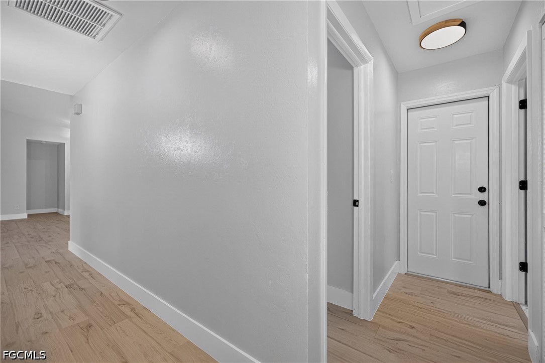 3 Bed SingleFamilyResidence for Sale in Cape Coral, photo 23