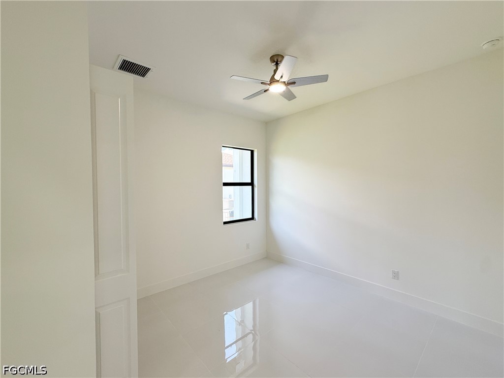 4 Bed SingleFamilyResidence for Sale in Cape Coral, photo 23