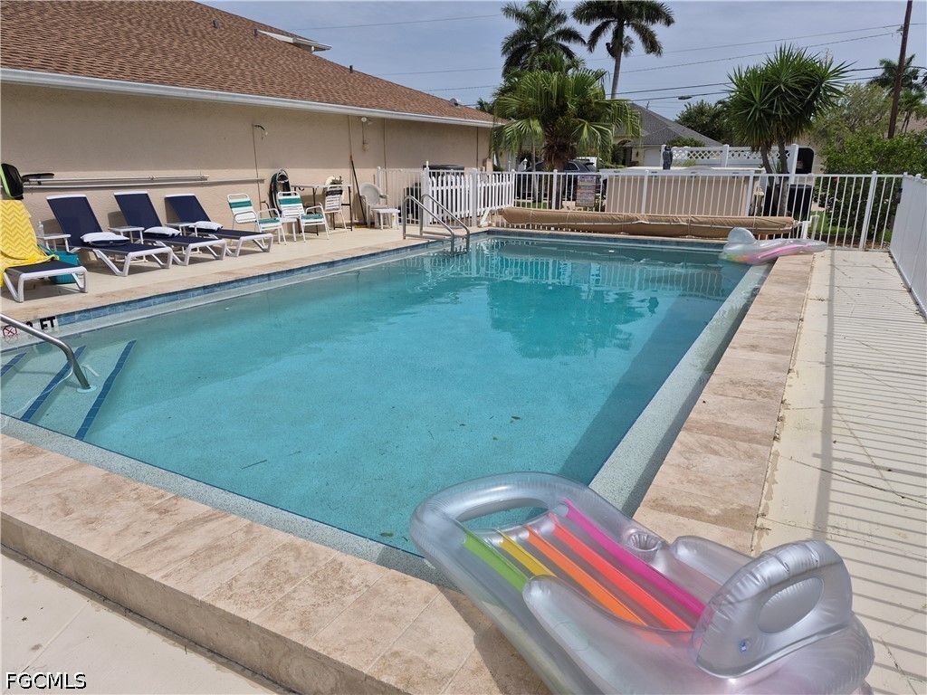 2 Bed Waterfront Home for Sale in Cape Coral, photo 23