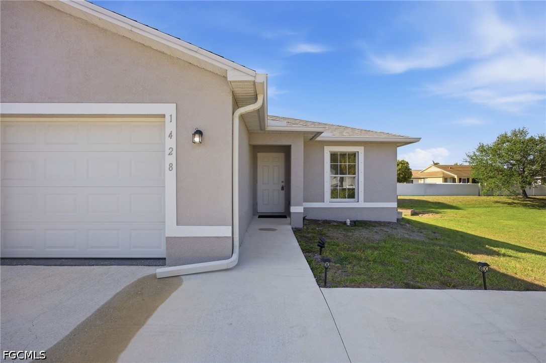 3 Bed Duplex for Sale in Cape Coral, photo 23