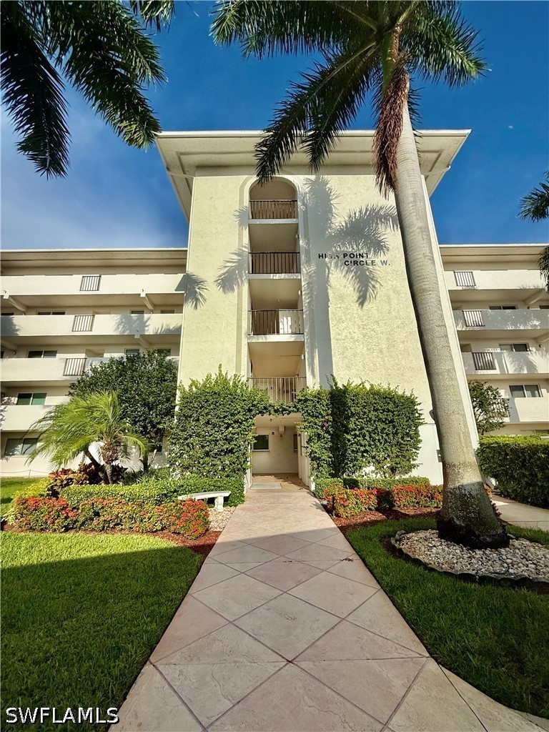 2 Bed Condominium for Sale in Naples, FL, $360,278 — photo 23