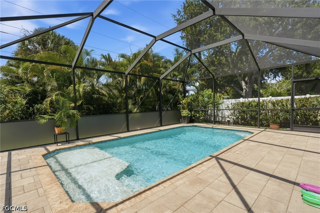 3 Bed Pool Home for Sale in Palmlee Park, photo 23