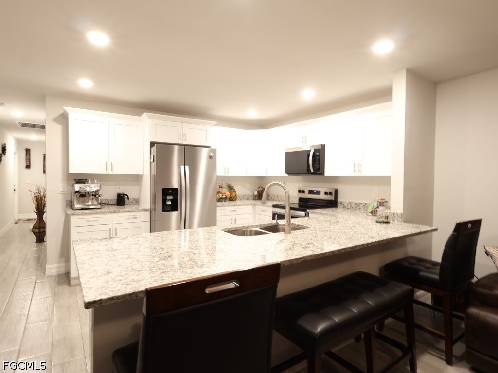 6 Bed Duplex for Sale in Fort Myers, photo 23