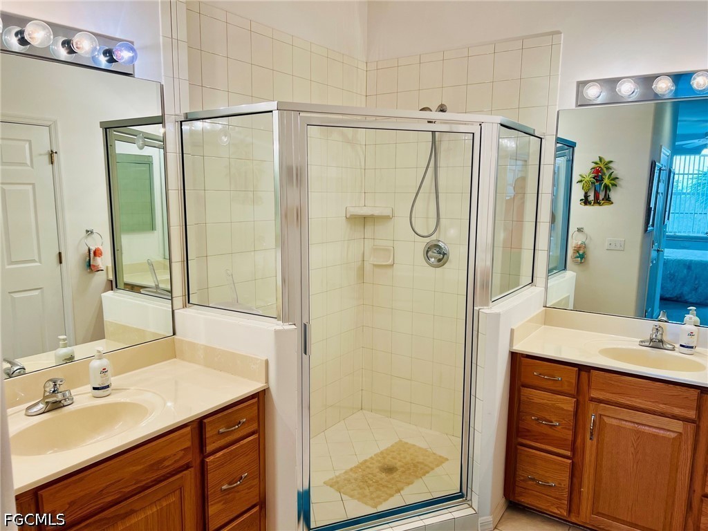 2 Bed Condominium for Sale in Sanibel View Condo, FL, $3,900 — photo 23