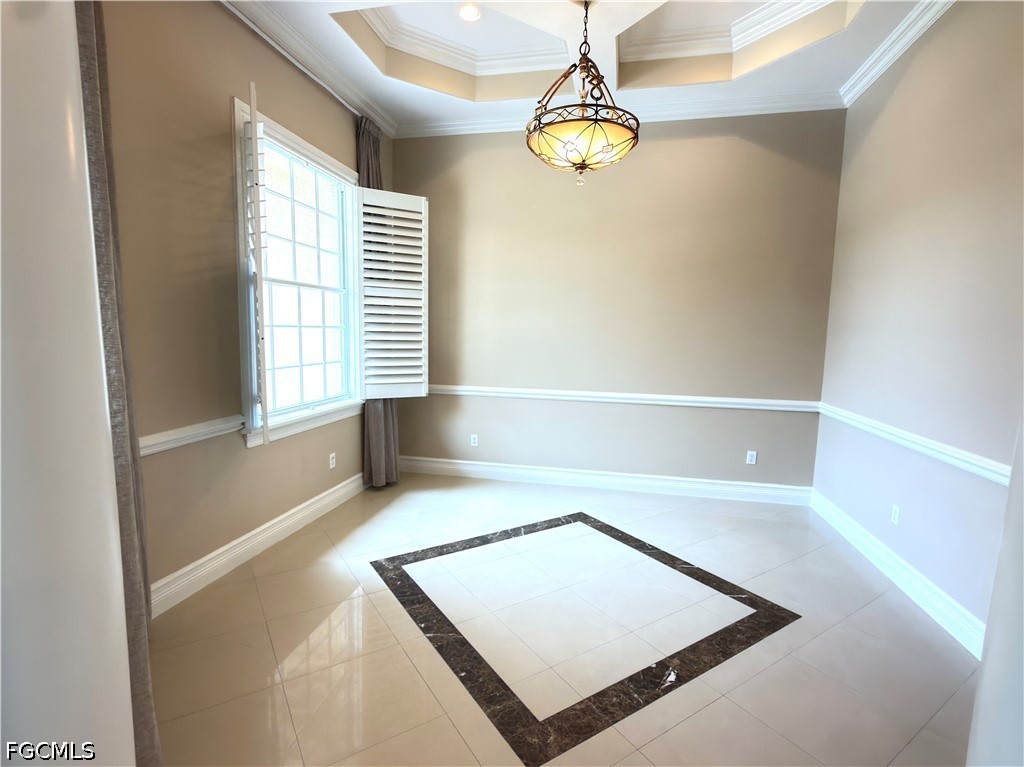 5 Bed SingleFamilyResidence for Sale in Naples, FL — photo 23