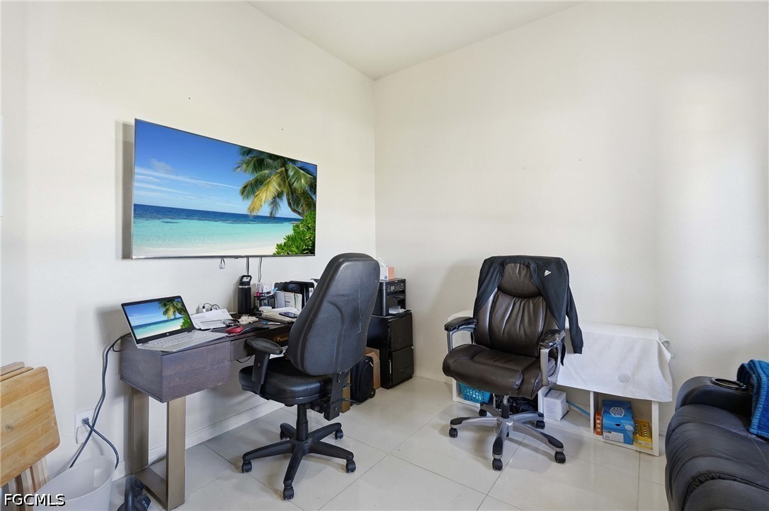 4 Bed SingleFamilyResidence for Sale in Cape Coral, photo 23