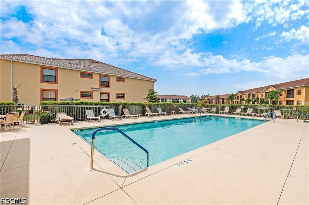 2 Bed Condominium for Sale in Palmetto Cove, FL, $2,200 — photo 23