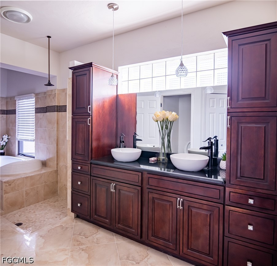 3 Bed Waterfront Home for Sale in Harborage, FL, $879,900 — photo 23
