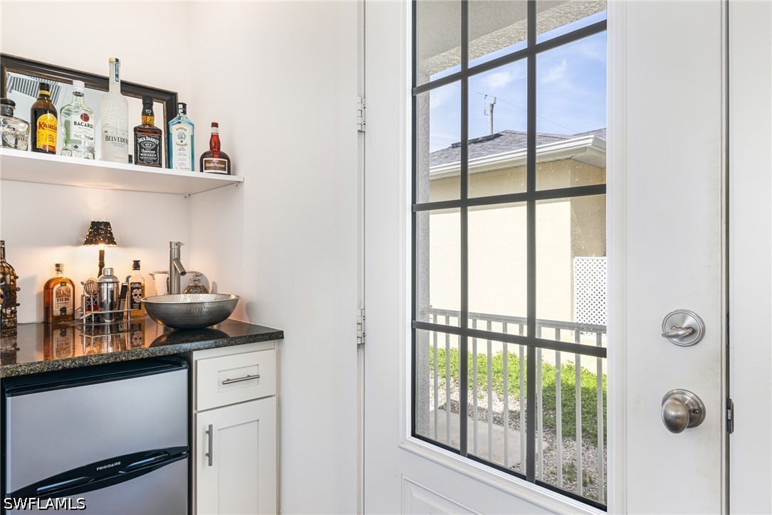 5 Bed SingleFamilyResidence for Sale in Kelly Plaza, FL — photo 23