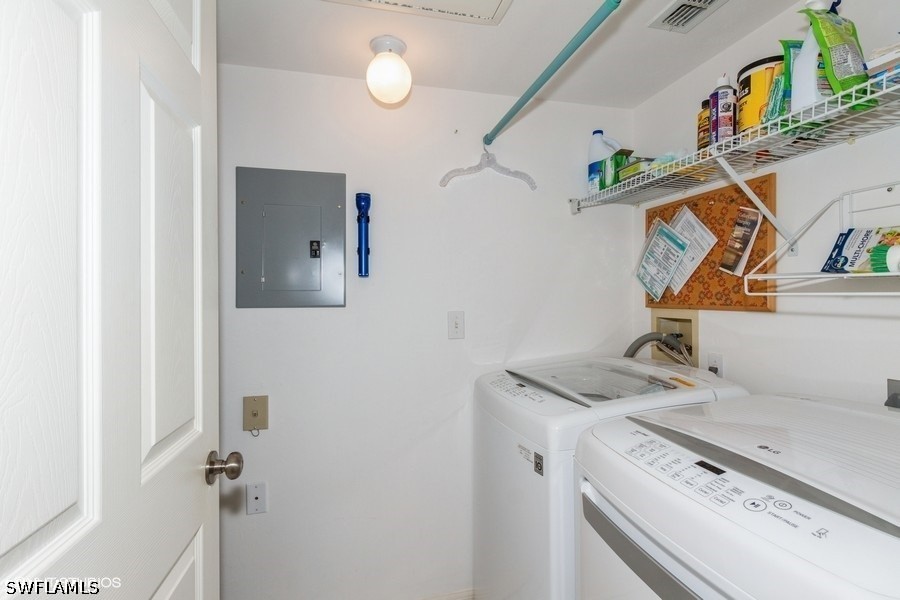 2 Bed Waterfront Home for Sale in Naples, FL, $2,200 — photo 23