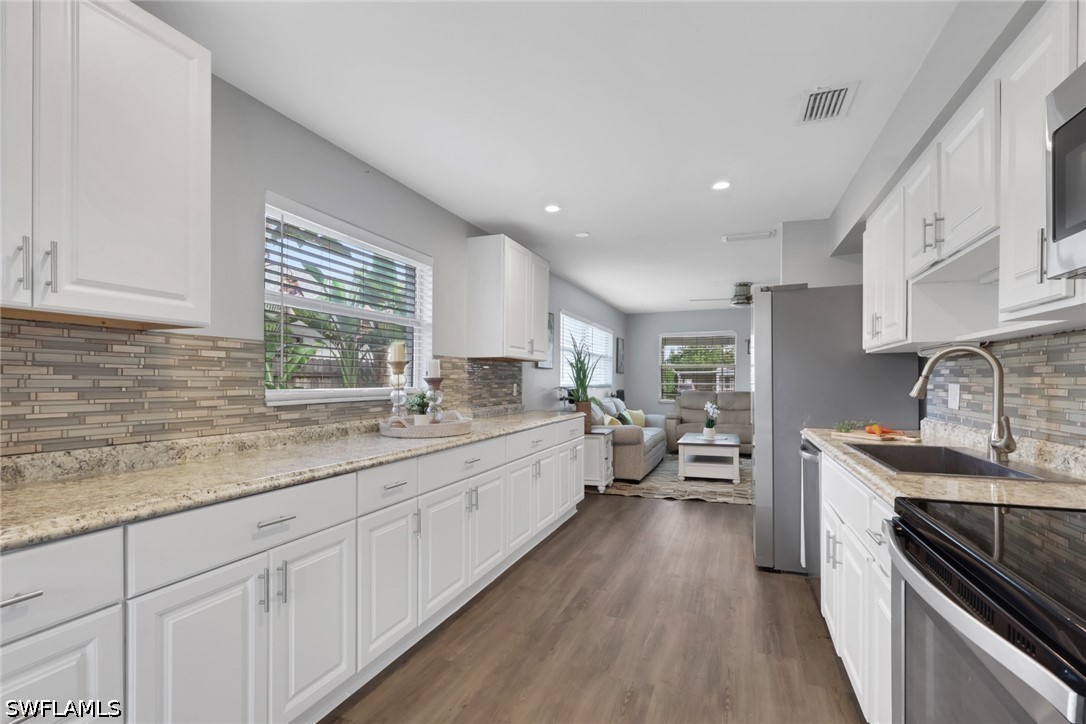 2 Bed SingleFamilyResidence for Sale in Naples, FL, $595,000 — photo 23