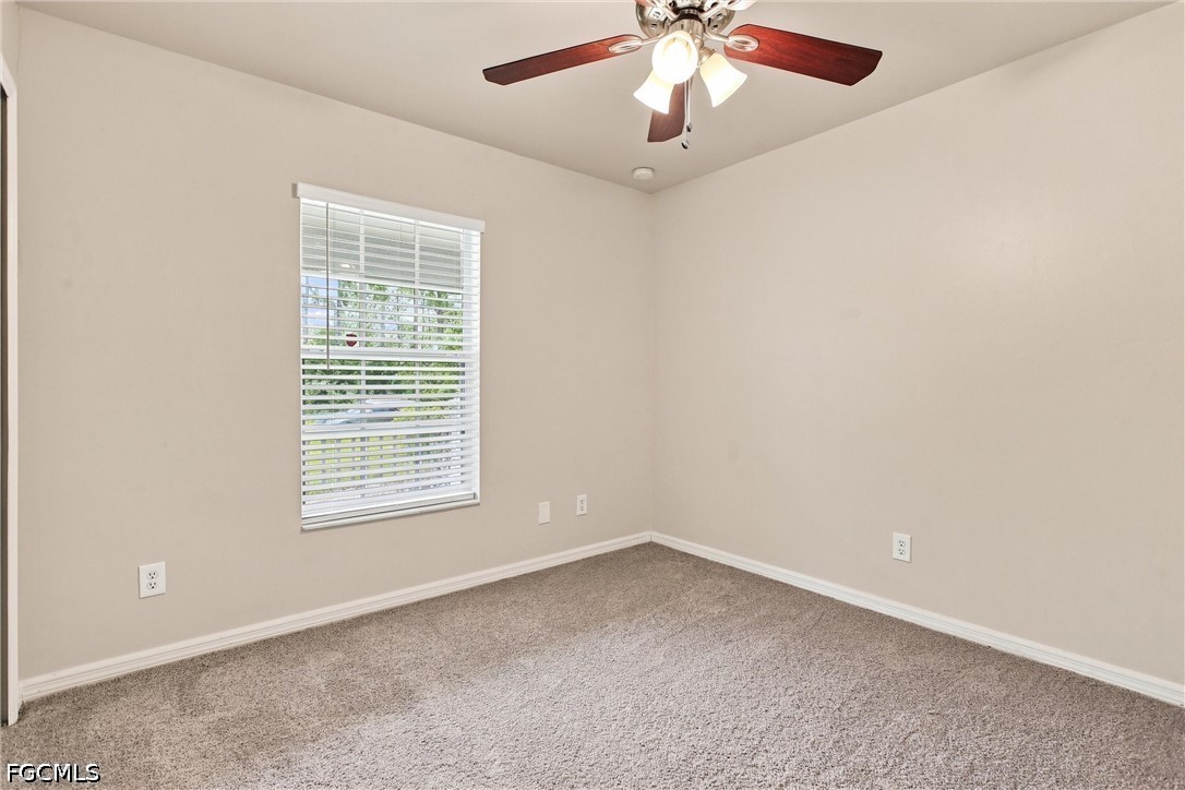 3 Bed SingleFamilyResidence for Sale in Mirror Lakes, FL — photo 23