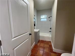 2 Bed SingleFamilyResidence for Sale in Fort Myers, FL — photo 23