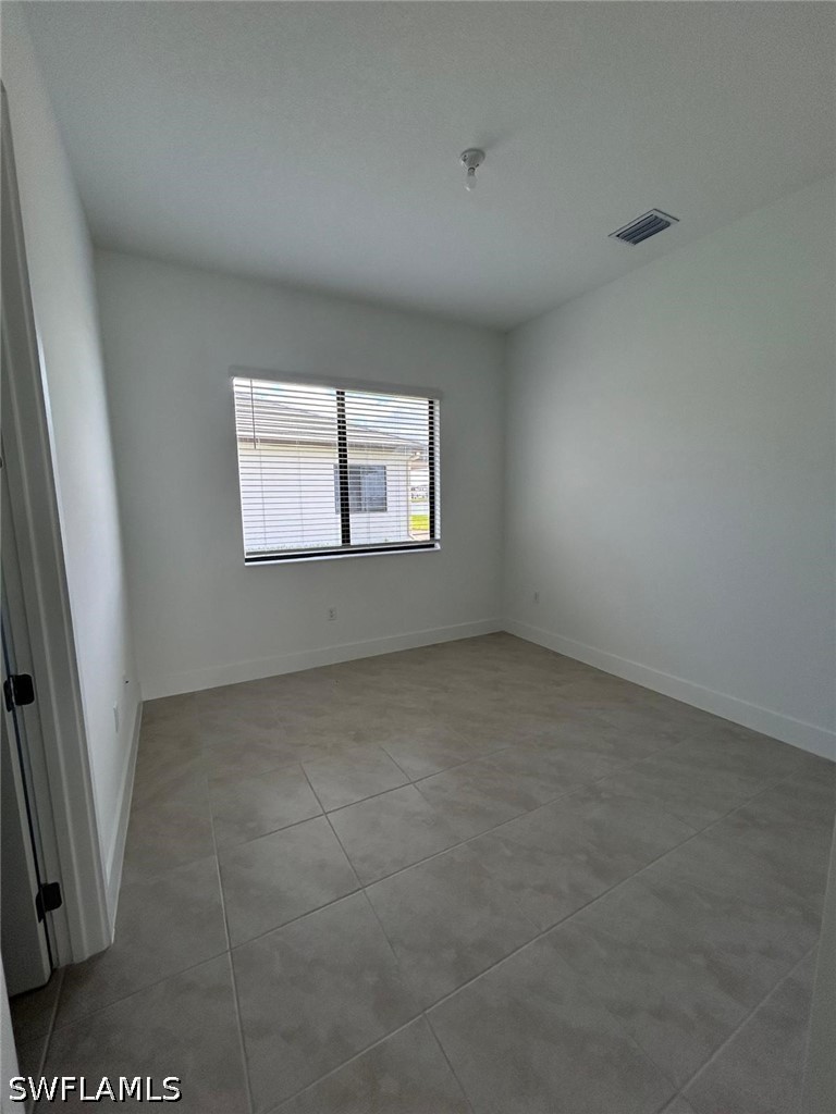 4 Bed SingleFamilyResidence for Sale in Maple Ridge, FL — photo 23
