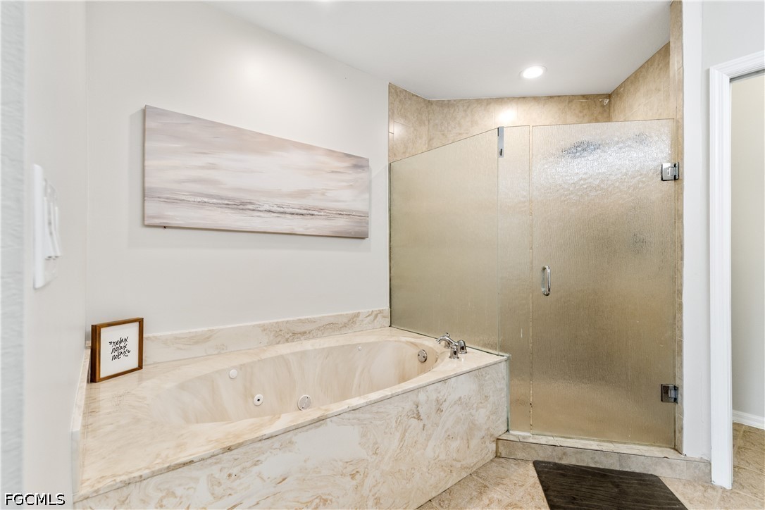 4 Bed Townhouse for Sale in Colonnade At Forum, FL, $289,900 — photo 23