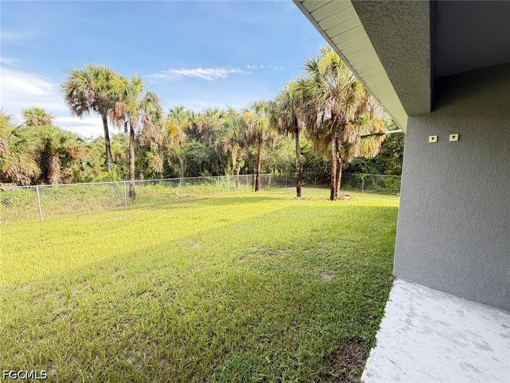 3 Bed SingleFamilyResidence for Sale in Labelle, FL — photo 23