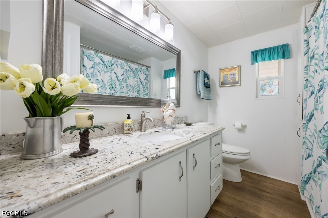 2 Bed ManufacturedHome for Sale in North Fort Myers, FL — photo 23