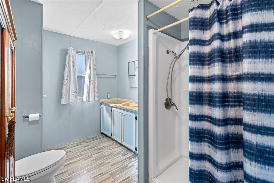 3 Bed ManufacturedHome for Sale in North Fort Myers, FL — photo 23