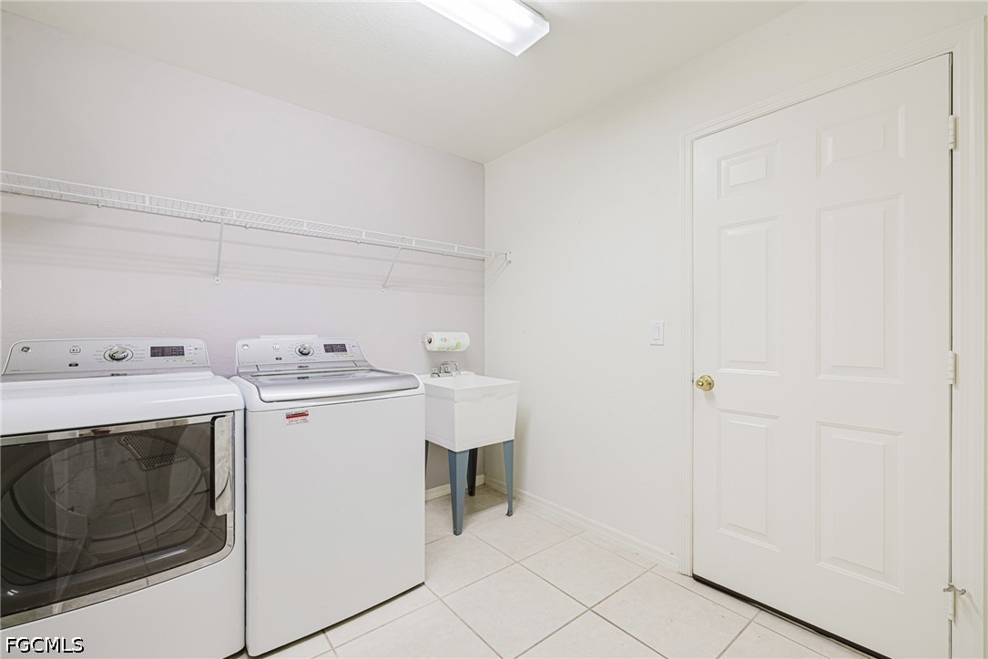 2 Bed Attached for Sale in Westminster, photo 23