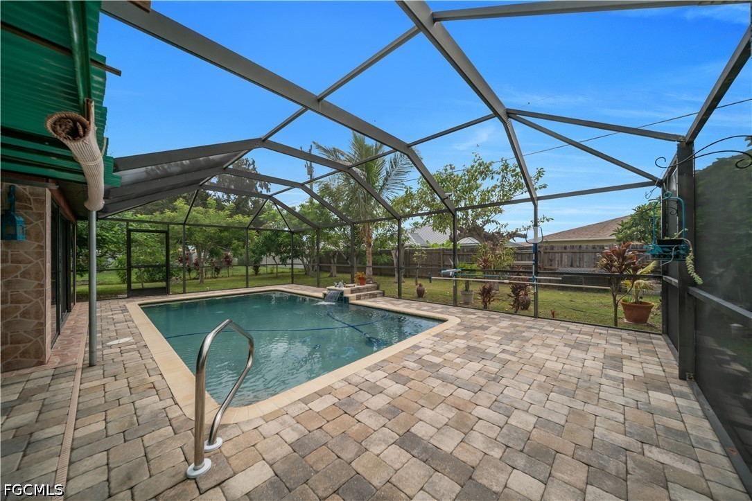 3 Bed Pool Home for Sale in Cape Coral, photo 23