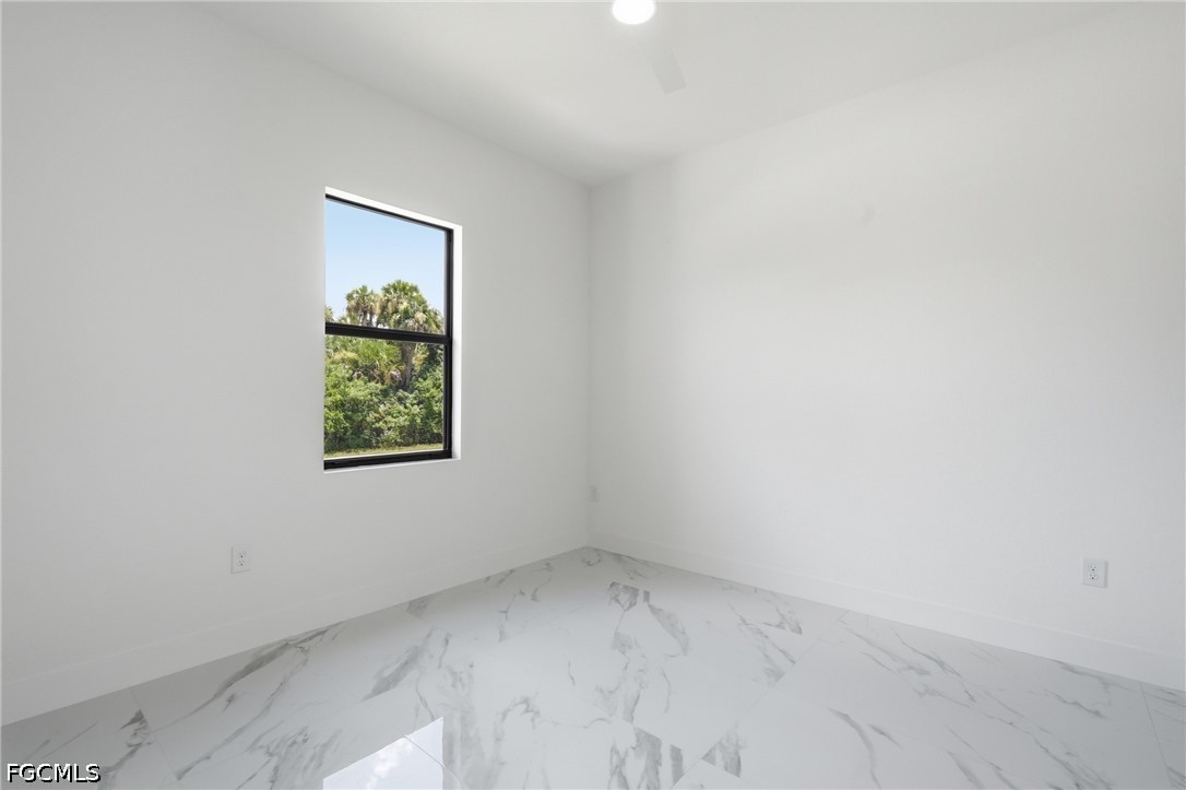 3 Bed SingleFamilyResidence for Sale in Port Labelle, photo 23
