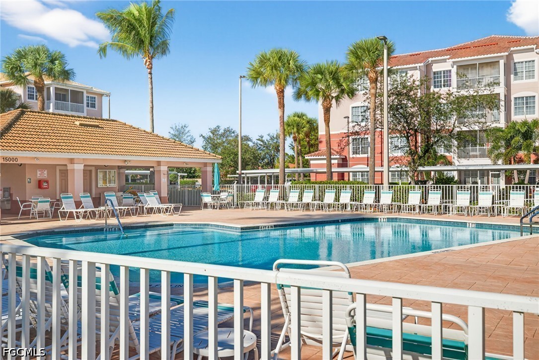 2 Bed Condominium for Sale in Royal Pointe, photo 23