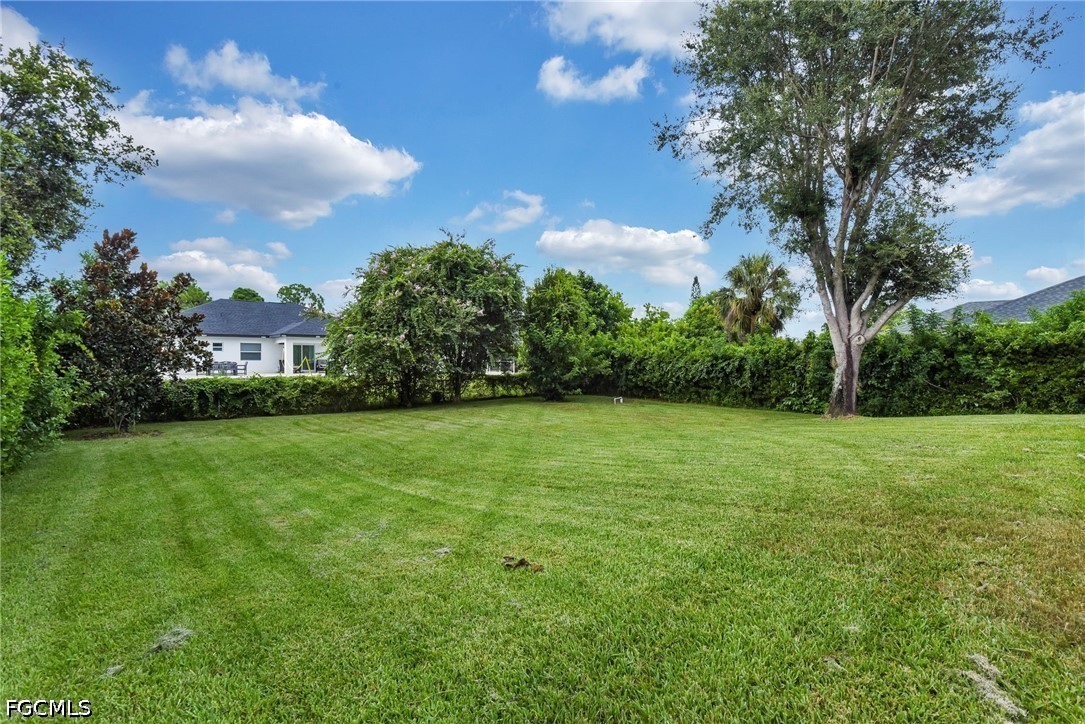 2 Bed SingleFamilyResidence for Sale in Lehigh Acres, photo 23