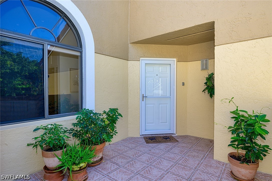 2 Bed Waterfront Home for Sale in Naples, photo 23