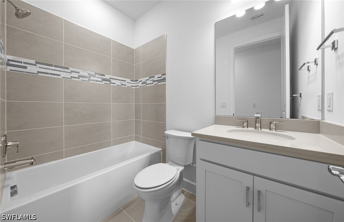 3 Bed Pool Home for Sale in Country Club, photo 23