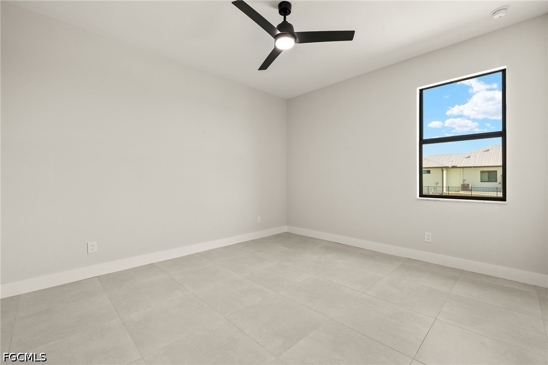 3 Bed Pool Home for Sale in Cape Coral, photo 23