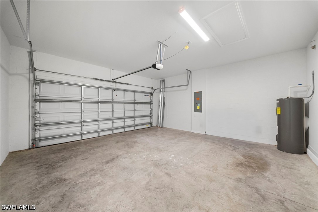 4 Bed SingleFamilyResidence for Sale in Portico, photo 23