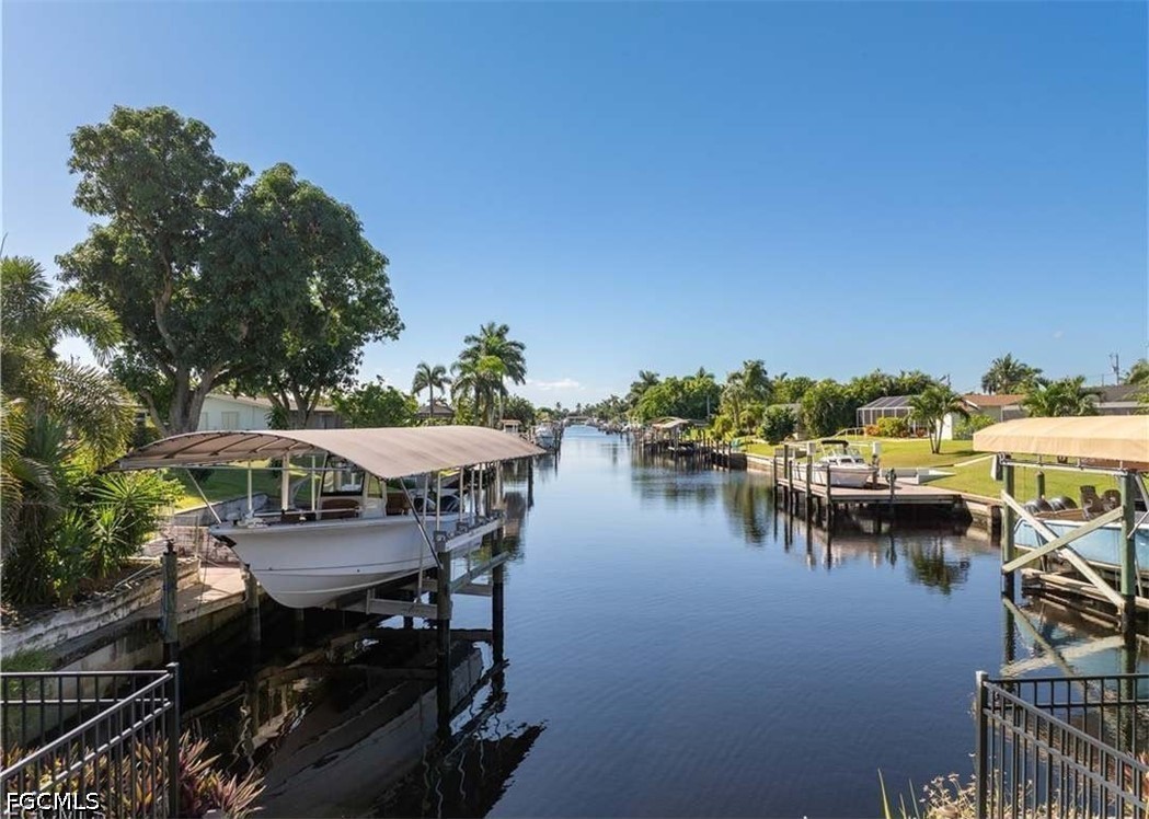 3 Bed Pool Home for Sale in Cape Coral, photo 23
