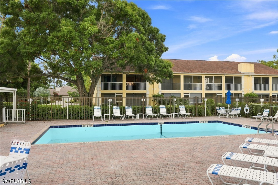 2 Bed Condominium for Sale in Naples, photo 23