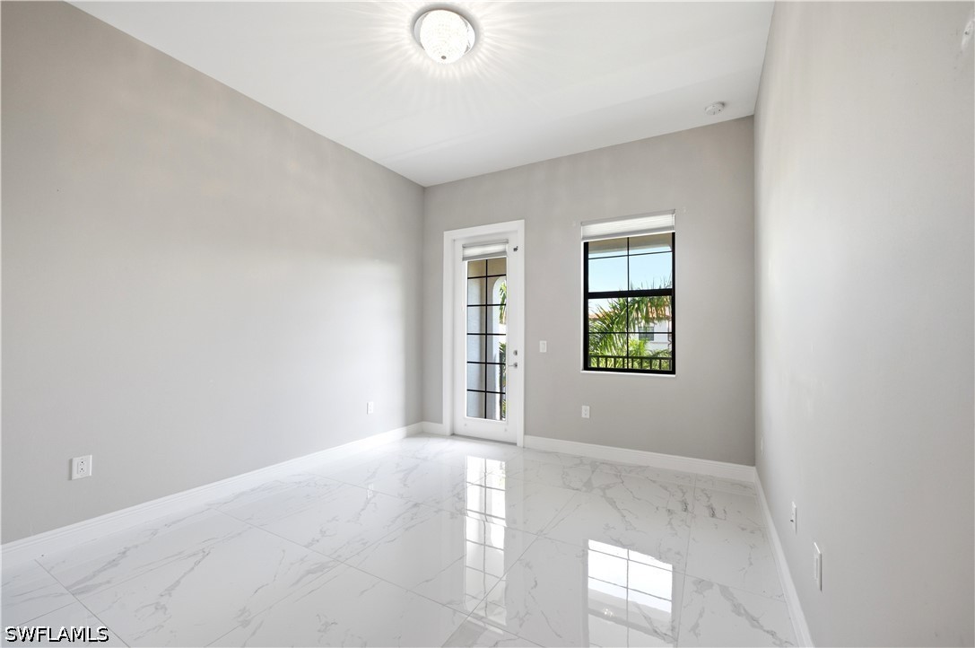 3 Bed Condominium for Sale in Viansa, photo 23