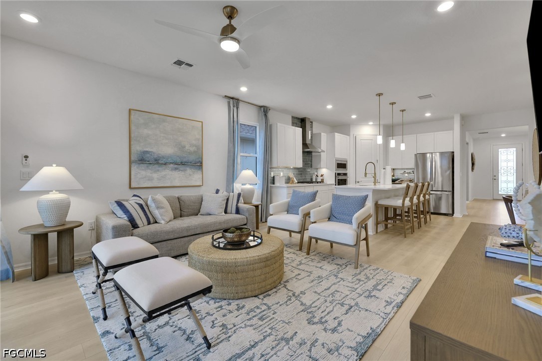 3 Bed SingleFamilyResidence for Sale in Creekside Run, photo 23
