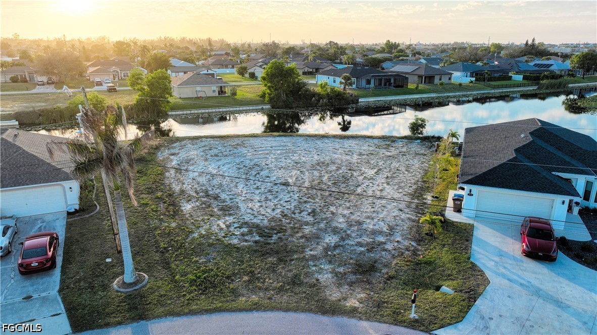 Waterfront Home for Sale in Cape Coral, photo 23