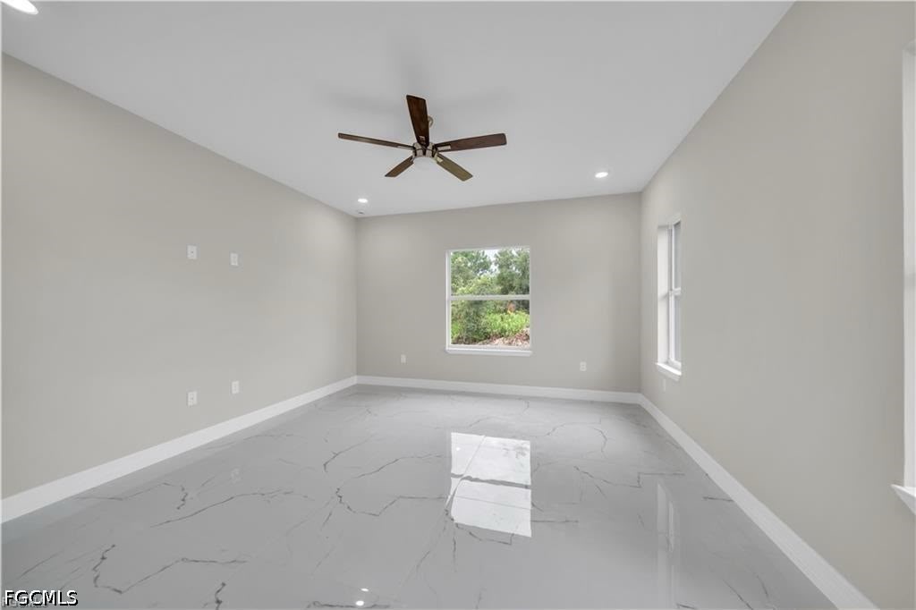 4 Bed SingleFamilyResidence for Sale in Lehigh Acres, photo 23