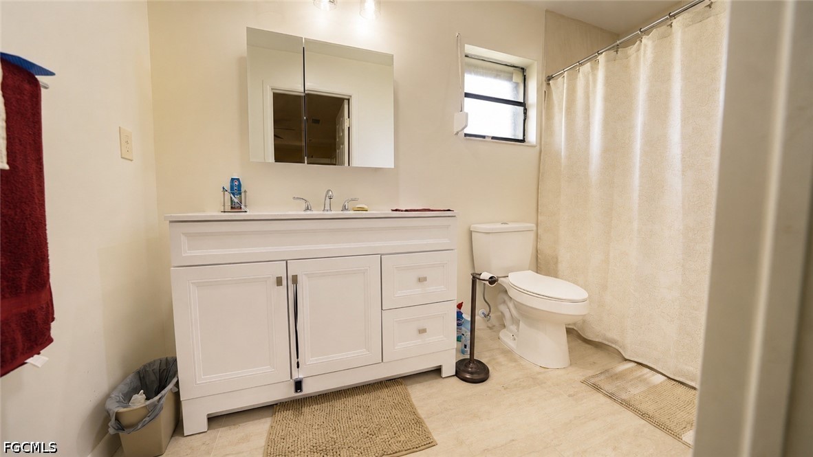 2 Bed SingleFamilyResidence for Sale in Cape Coral, photo 23