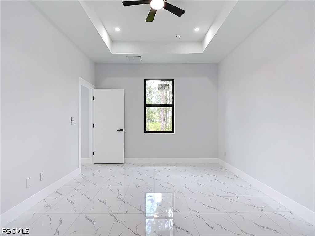3 Bed SingleFamilyResidence for Sale in Lehigh Acres, photo 23