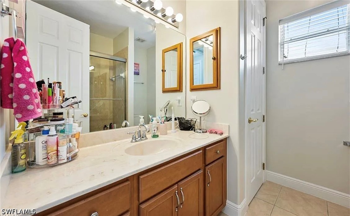 5 Bed Pool Home for Sale in Belle Lago Estates, photo 23