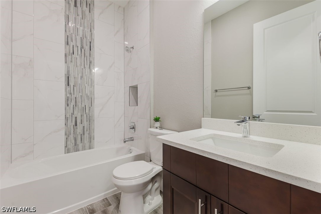 3 Bed SingleFamilyResidence for Sale in Cape Coral, photo 23