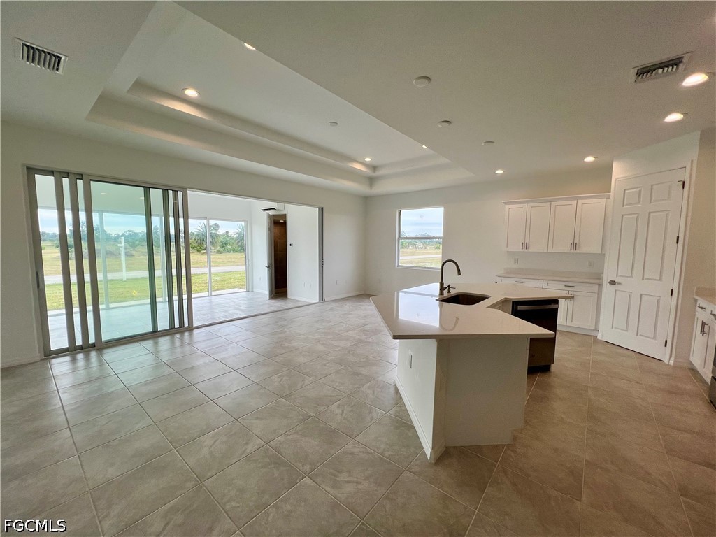 3 Bed Attached for Sale in Mirror Lakes, photo 23