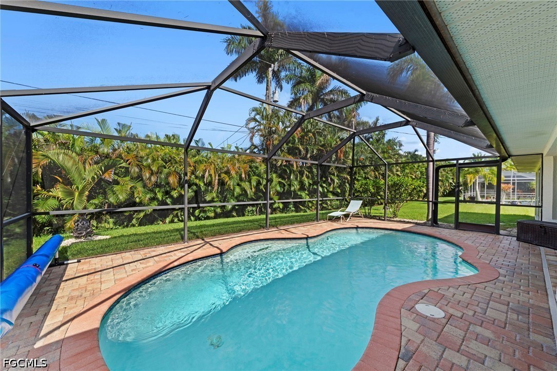 3 Bed Pool Home for Sale in Cape Coral, photo 23